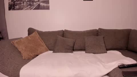 Evelyne online show from 02-02-25, 02:38