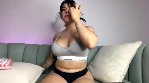 Snapshot of even_scoty chatting on 11-10-25, 02:38 even_scoty online show from 11-10-25, 02:38