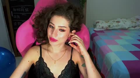 eveonly online show from 12-17-24, 11:27