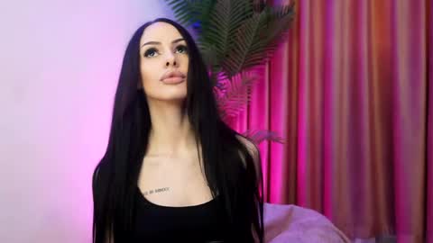 EvePosh online show from 04-24-26, 07:33