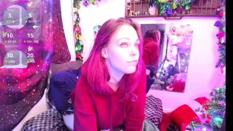 Snapshot of everlyester chatting on 12-14-24, 10:24 Evie online show from 12-14-24, 10:24