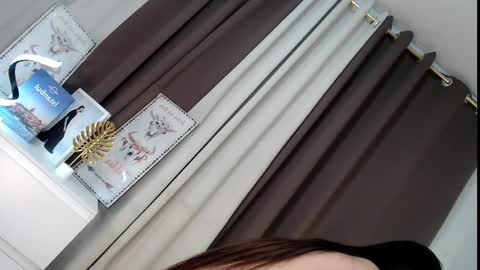 Snapshot of eves_candy chatting on 01-26-25, 11:28 Chloe mae online show from 01-26-25, 11:28