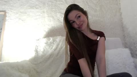 Snapshot of evesib chatting on 10-23-25, 10:58 Goddes 1 online show from 10-23-25, 10:58