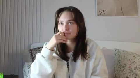 evi_woow online show from 12-03-24, 08:39