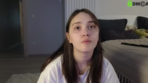 evi_woow online show from 02-26-25, 09:27