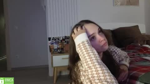 evi_woow online show from 11-16-25, 10:04