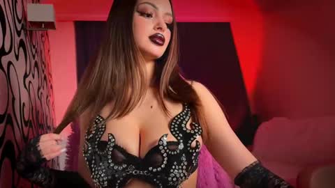 Vanessa Evian online show from 12-01-25, 10:26