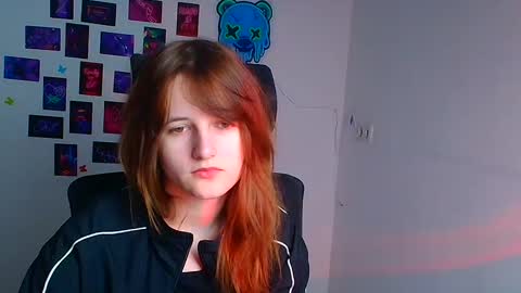 Evie online show from 12-02-25, 09:54