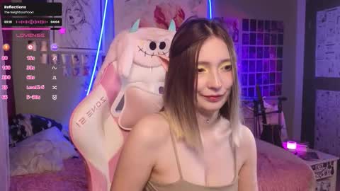 Evie online show from 11-25-25, 10:10