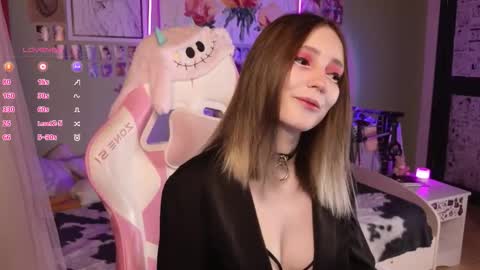 Evie online show from 03-23-26, 10:36