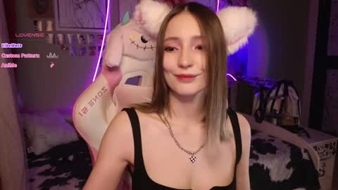 Evie online show from 04-04-26, 09:45