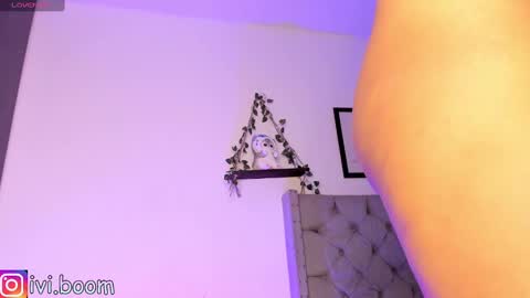 Ivi Alejandra  online show from 02-21-25, 03:01