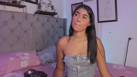 Ivi Alejandra  online show from 09-26-25, 03:21