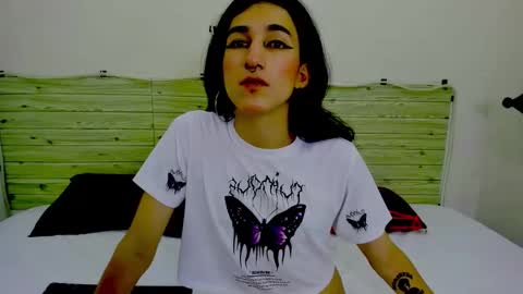 Marley independent model online show from 12-01-25, 07:41