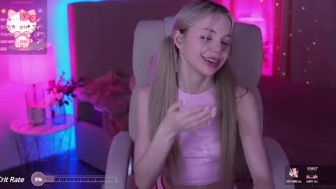 Snapshot of evistarr chatting on 03-04-25, 02:38 Eva online show from 03-04-25, 02:38