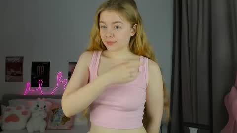 Eva online show from 04-25-26, 04:04