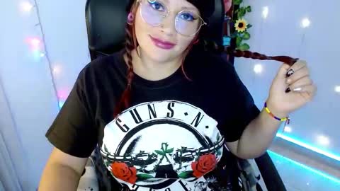 Snapshot of evolethmontenegros chatting on 01-13-25, 02:07 Evoleth online show from 01-13-25, 02:07