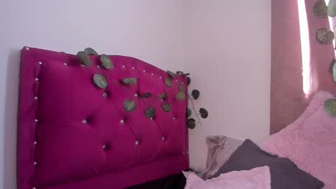 Snapshot of evy_orange1 chatting on 12-10-24, 03:12 EVY online show from 12-10-24, 03:12