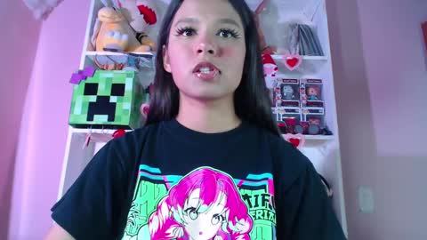 Im Evy online show from 03-08-25, 10:24