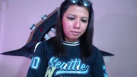 Im Evy online show from 12-05-25, 04:47