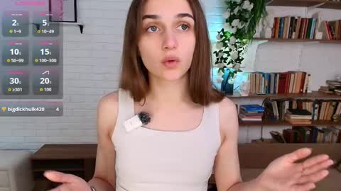 Snapshot of excellent_vibe chatting on 04-28-26, 09:31 Ann online show from 04-28-26, 09:31