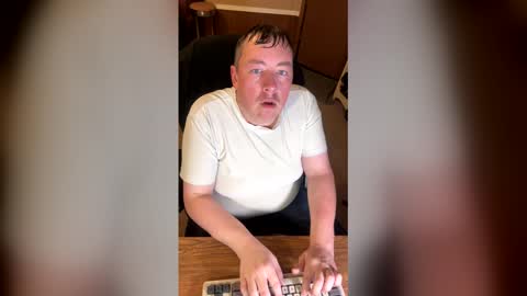 excitedwaffles online show from 04-25-26, 06:27