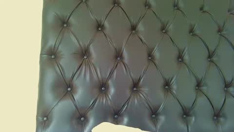 courtney online show from 04-11-26, 07:45