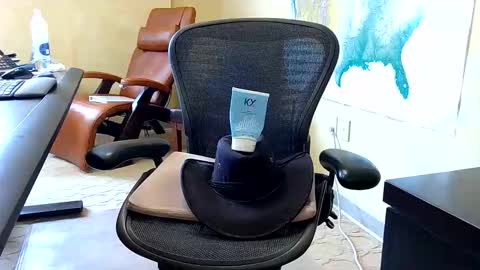 Snapshot of exhibitman69_ldb chatting on 05-28-26, 08:50 exhibitman69_ldb online show from 05-28-26, 08:50