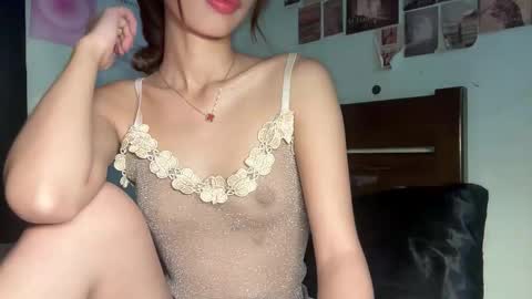 Angela online show from 09-11-25, 03:17