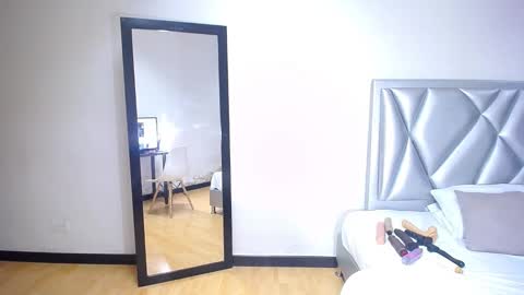 exotic_karmella online show from 12-05-24, 01:14