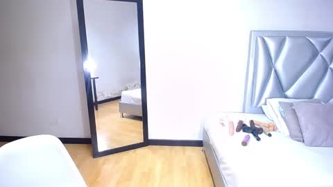 exotic_karmella online show from 12-11-24, 08:50