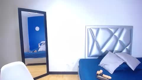 Snapshot of exotic_karmella chatting on 11-21-25, 09:13 exotic_karmella online show from 11-21-25, 09:13