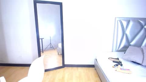 Snapshot of exotic_karmella chatting on 11-29-25, 09:51 exotic_karmella online show from 11-29-25, 09:51