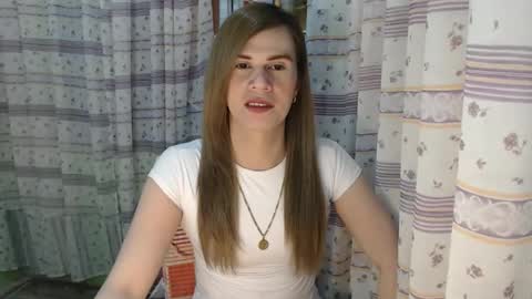 Snapshot of exoticbabes chatting on 12-22-25, 11:24 exoticbabes online show from 12-22-25, 11:24