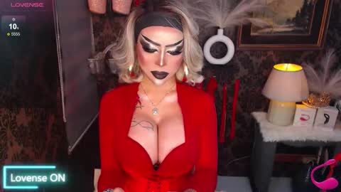 Snapshot of exoticmaria chatting on 11-17-25, 01:55 MARIA online show from 11-17-25, 01:55