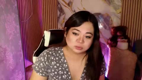 Snapshot of exoticpinayx chatting on 09-25-25, 05:44 SHANTAL MARIE online show from 09-25-25, 05:44