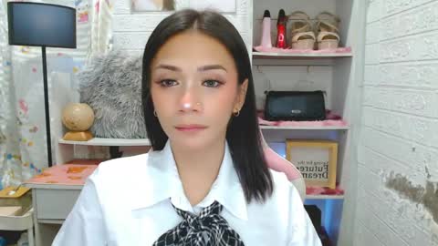 exotictssavie online show from 05-26-26, 11:39