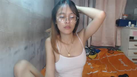 Snapshot of expenseve_kendy chatting on 03-06-26, 05:53 veronica online show from 03-06-26, 05:53