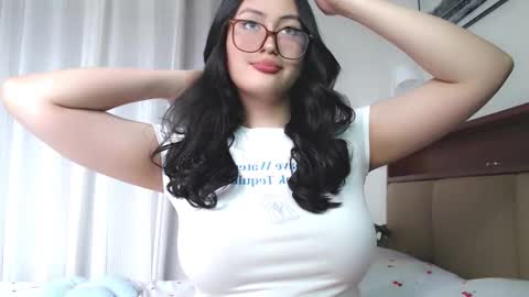 Snapshot of expensive_candyx chatting on 02-12-26, 05:24 Candy online show from 02-12-26, 05:24