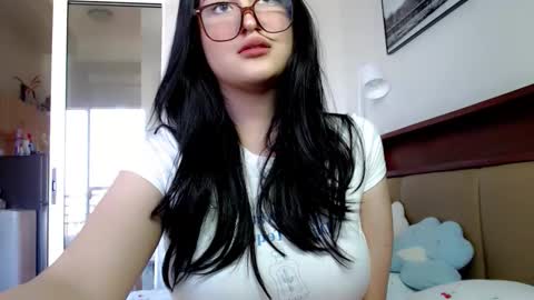 Snapshot of expensive_candyx chatting on 02-16-26, 11:56 Candy online show from 02-16-26, 11:56