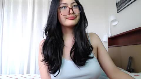 Snapshot of expensive_candyx chatting on 02-26-26, 01:26 Candy online show from 02-26-26, 01:26