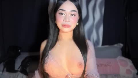 chloee online show from 10-01-25, 03:51