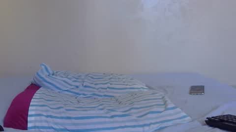 Snapshot of explicitly_certified chatting on 11-18-25, 05:23 explicitly_certified online show from 11-18-25, 05:23