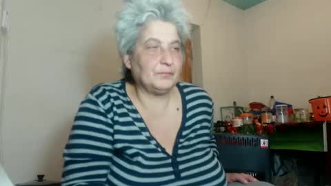 Snapshot of exquisitemature chatting on 01-09-25, 01:08 ExquisiteMature online show from 01-09-25, 01:08