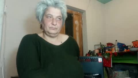 Snapshot of exquisitemature chatting on 01-10-25, 12:17 ExquisiteMature online show from 01-10-25, 12:17