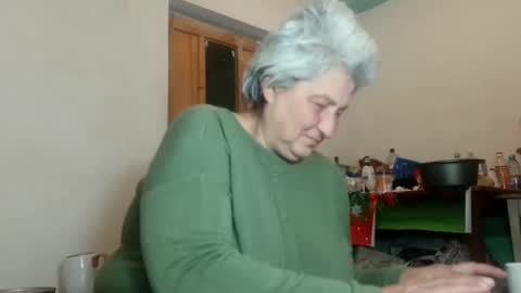 Snapshot of exquisitemature chatting on 01-12-25, 12:28 ExquisiteMature online show from 01-12-25, 12:28