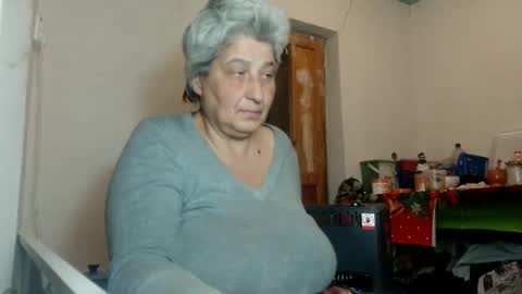 Snapshot of exquisitemature chatting on 01-17-25, 02:07 ExquisiteMature online show from 01-17-25, 02:07