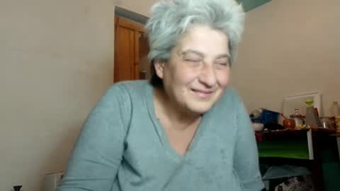 Snapshot of exquisitemature chatting on 01-18-25, 01:40 ExquisiteMature online show from 01-18-25, 01:40