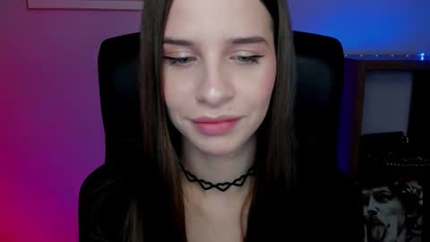 Snapshot of extasy_maya chatting on 11-26-25, 07:42 Maya online show from 11-26-25, 07:42