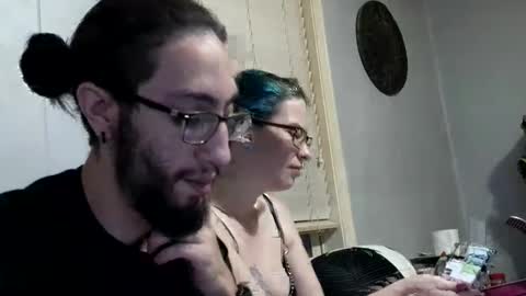 Snapshot of extaticxx chatting on 12-11-24, 03:35 Extrastatic94 online show from 12-11-24, 03:35